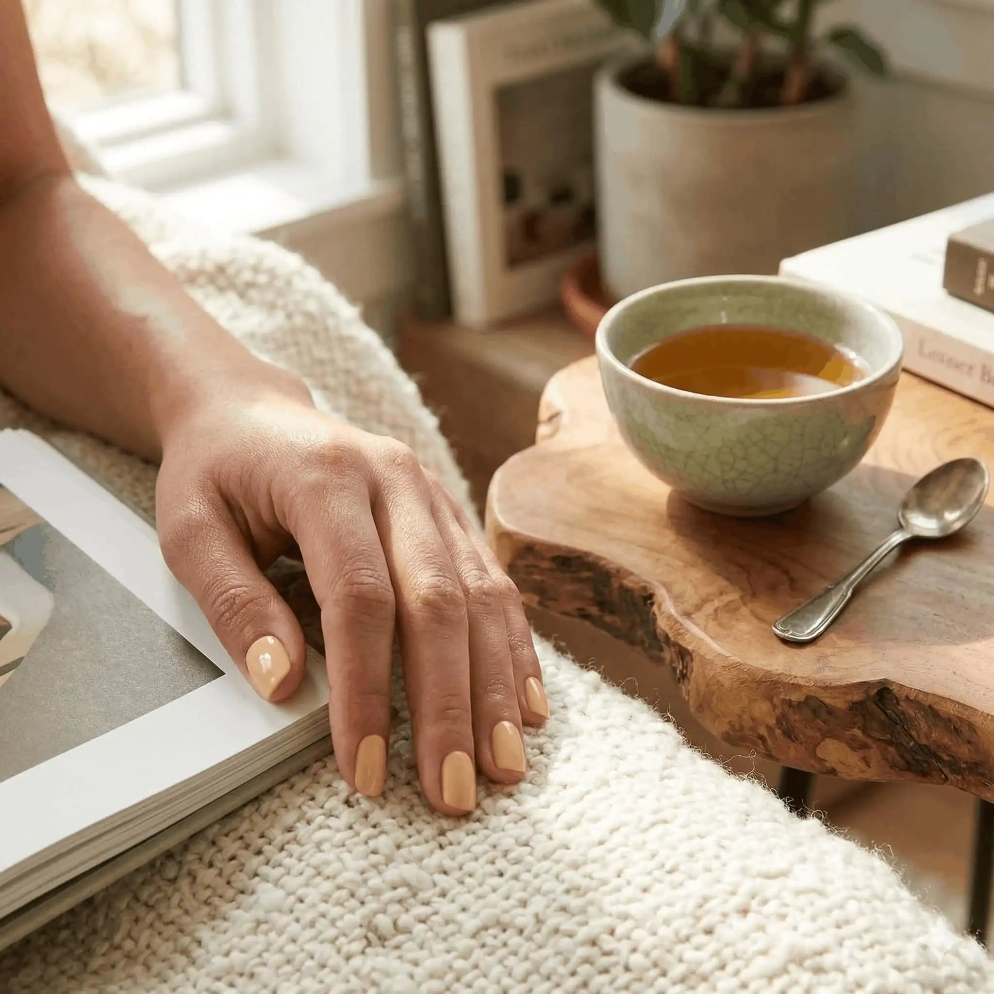 S&L gel nail polish No.011 Golden Straw